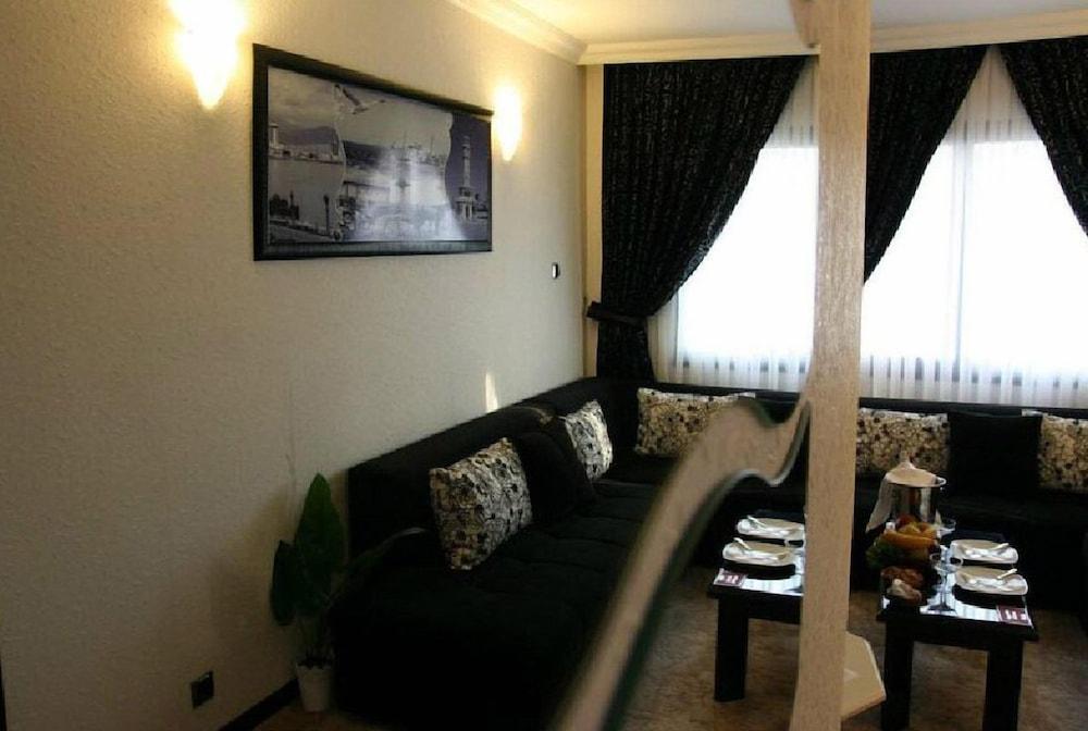 Aksan Hotel Σμύρνη Εξωτερικό φωτογραφία