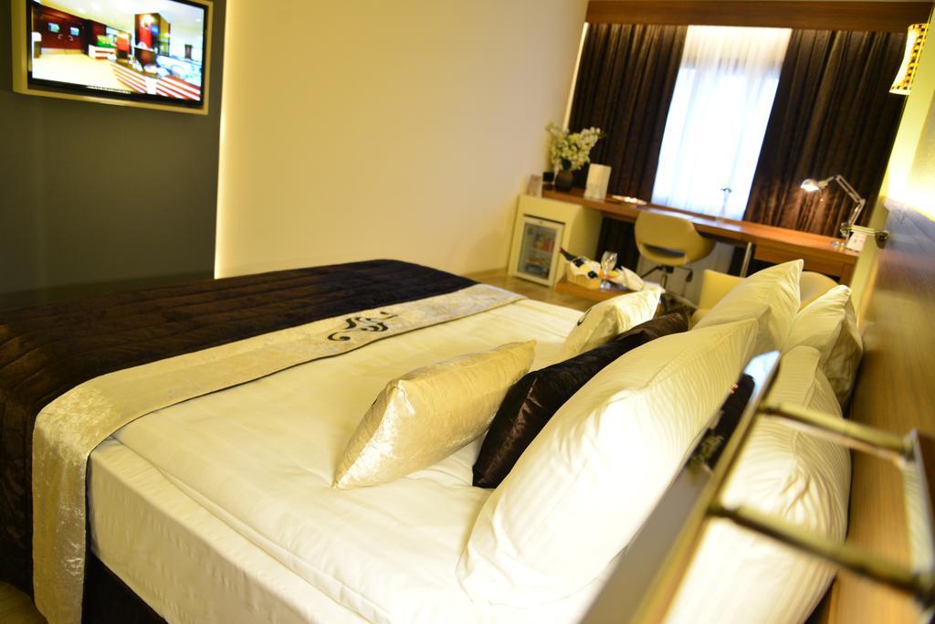 Aksan Hotel Σμύρνη Εξωτερικό φωτογραφία
